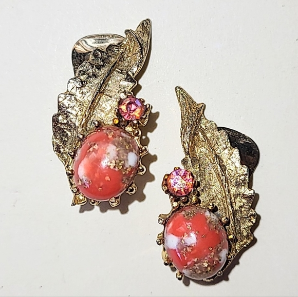 VINTAGE DINOSAUR EGG ORANGE & WHITE MARBLED DEMI-PARURE SET - Picture 3 of 12